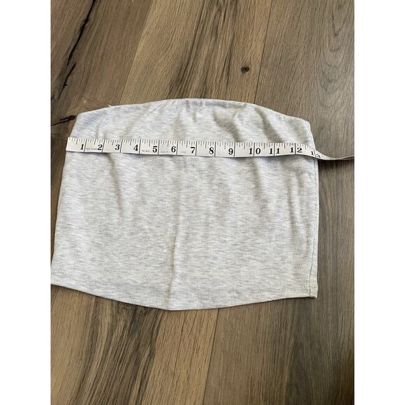 NEW The Foxy Kind She’s Cute Gray Strapless Ribbed Crop Tube Top Size Medium - Picture 3 of 6
